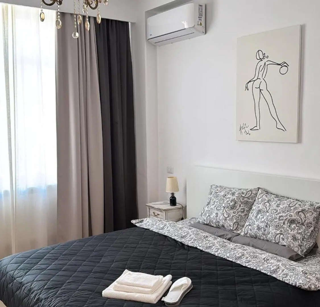 Brand New City Center -115Sq Bucharest